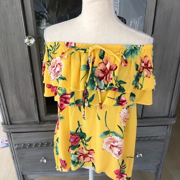 white birch Tops - Floral Off the Shoulder Top